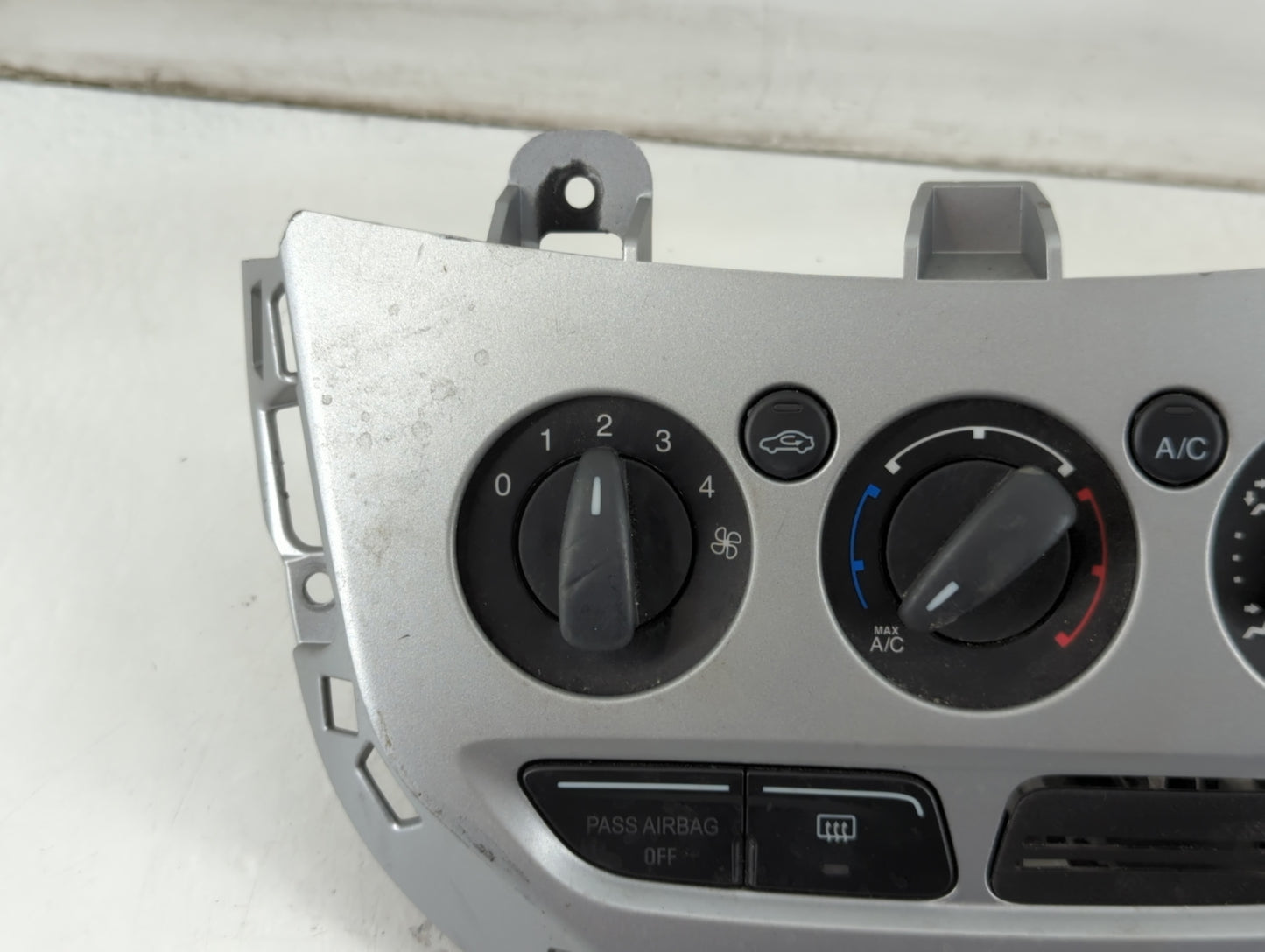 2013-2014 Ford Focus Climate Control Module Temperature AC/Heater Replacement P/N:CM5T-19980-AE Fits Fits 2013 2014 OEM Used