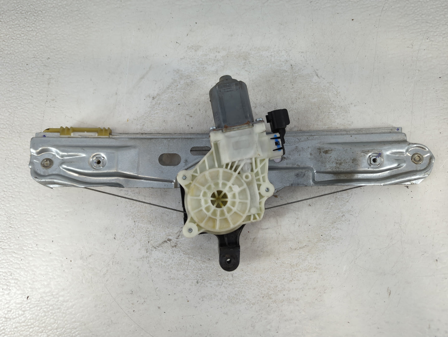 2013 Ford Focus Driver Left Rear Window Regulator 916989 - Oemusedautoparts1.com