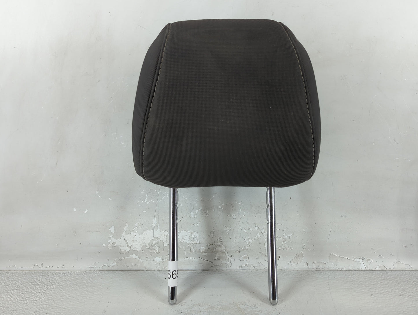 2013-2014 Ford Focus Headrest Head Rest Rear Seat Fits Fits 2013 2014 OEM Used Auto Parts - Oemusedautoparts1.com