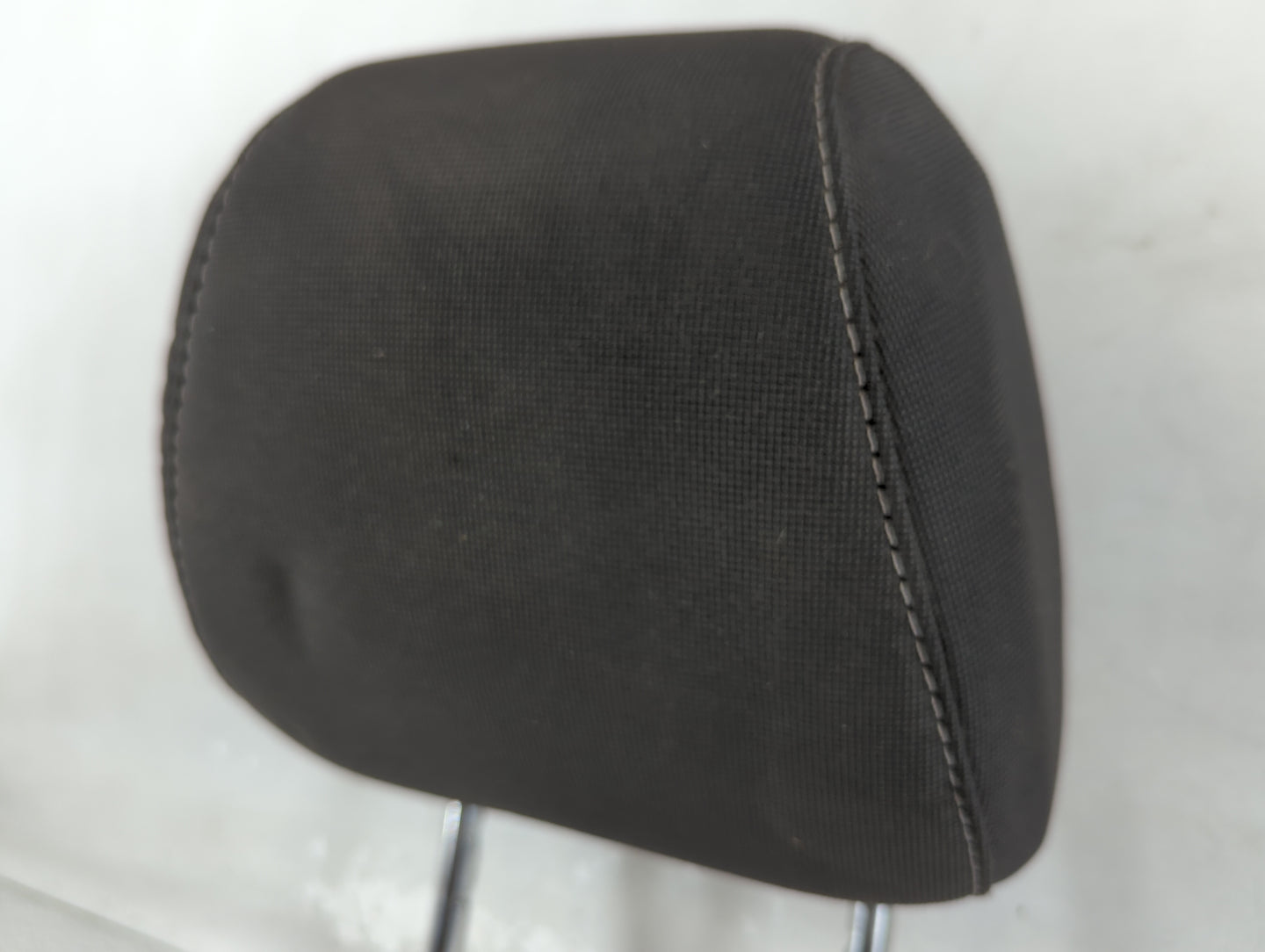 2013-2014 Ford Focus Headrest Head Rest Rear Seat Fits Fits 2013 2014 OEM Used Auto Parts - Oemusedautoparts1.com