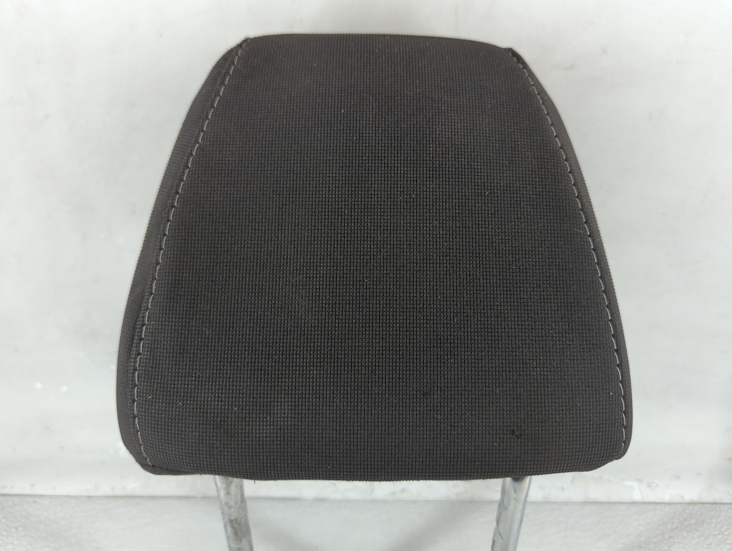 2013-2014 Ford Focus Headrest Head Rest Rear Seat Fits Fits 2013 2014 OEM Used Auto Parts - Oemusedautoparts1.com