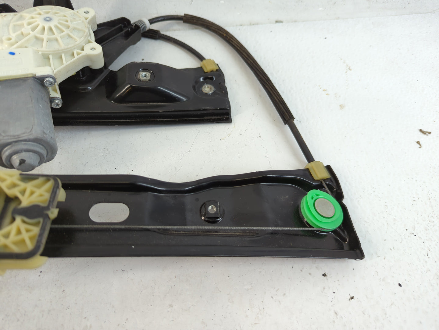 2012-2018 Ford Focus Driver Left Front Window Regulator 917156 - Oemusedautoparts1.com