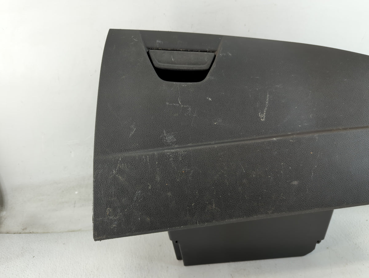 2013 Ford Focus Passenger Glove Box Door Storage Compartment 917179 - Oemusedautoparts1.com