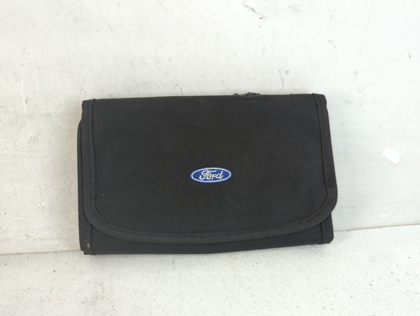 2013 Ford Focus Owners Manual Book Guide P/N:DM5J 19A321 AA OEM Used Auto Parts - Oemusedautoparts1.com