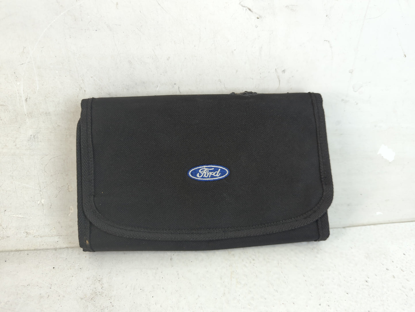 2013 Ford Focus Owners Manual Book Guide P/N:DM5J 19A321 AA OEM Used Auto Parts - Oemusedautoparts1.com