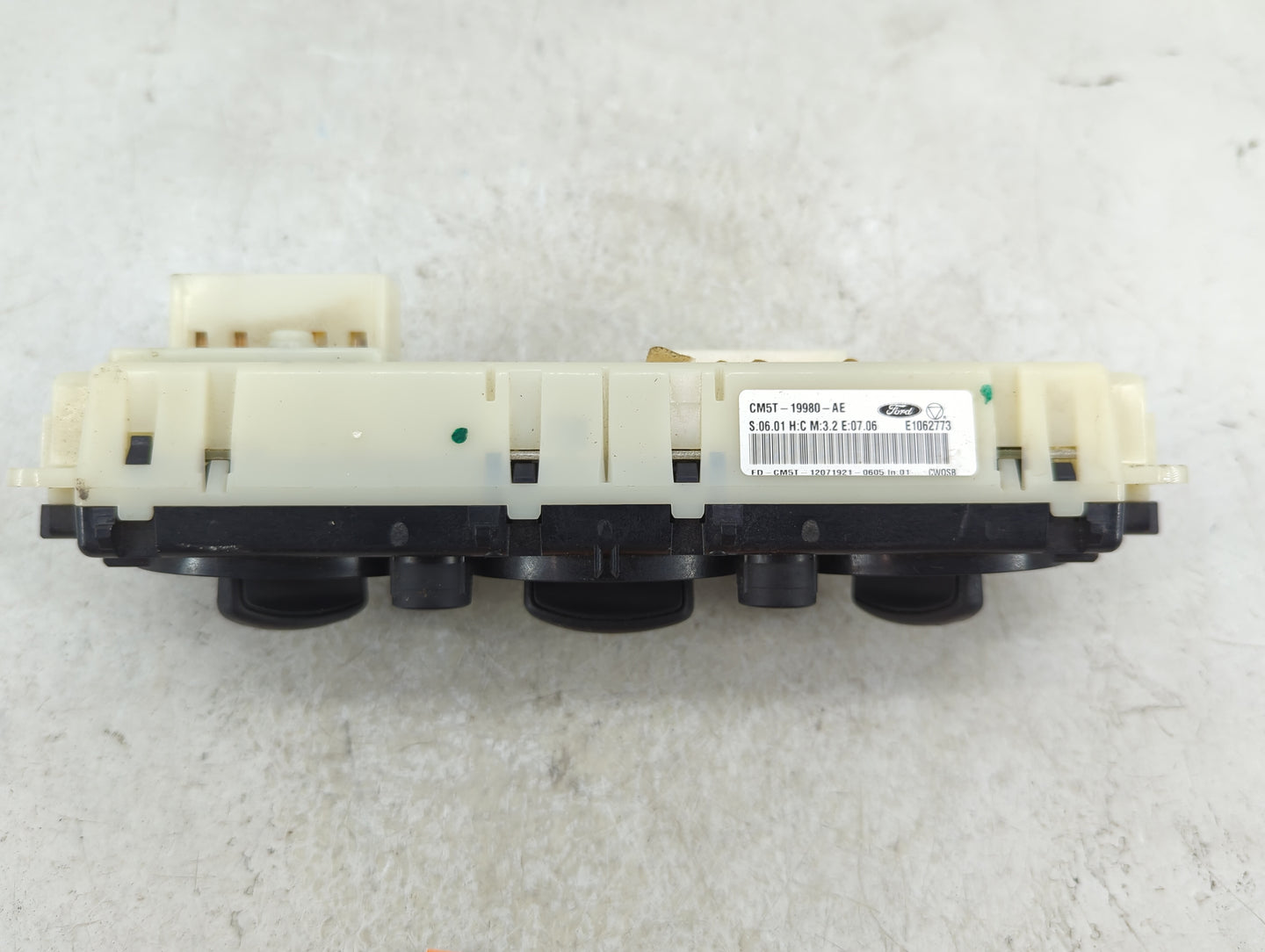 2013 Ford Focus Climate Control Module Temperature AC/Heater Replacement P/N:CM5T-19980-AE Fits OEM Used Auto Parts - Oemuse