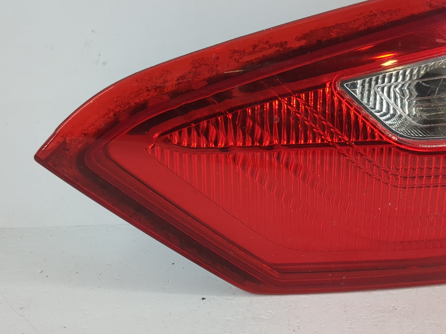 2012-2014 Ford Focus Driver Left Side Deck Lid Mounted Tail Light 993870 - Oemusedautoparts1.com