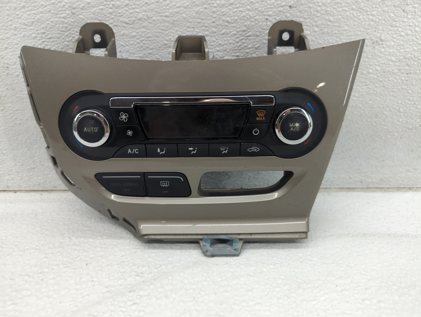 2013 Ford Ford Climate Control Module Temperature AC/Heater Replacement P/N:BM5T-18C612-AJ Fits Fits 2014 OEM Used Auto Part