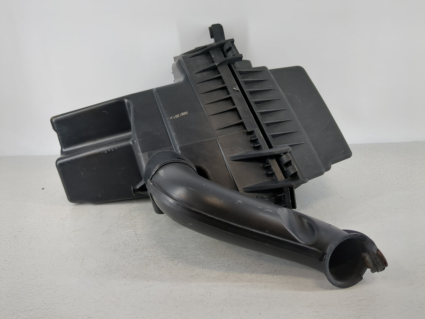 2013 Ford Ford E250 Van Air Cleaner Intake-duct Hose Tube Black - Oemusedautoparts1.com