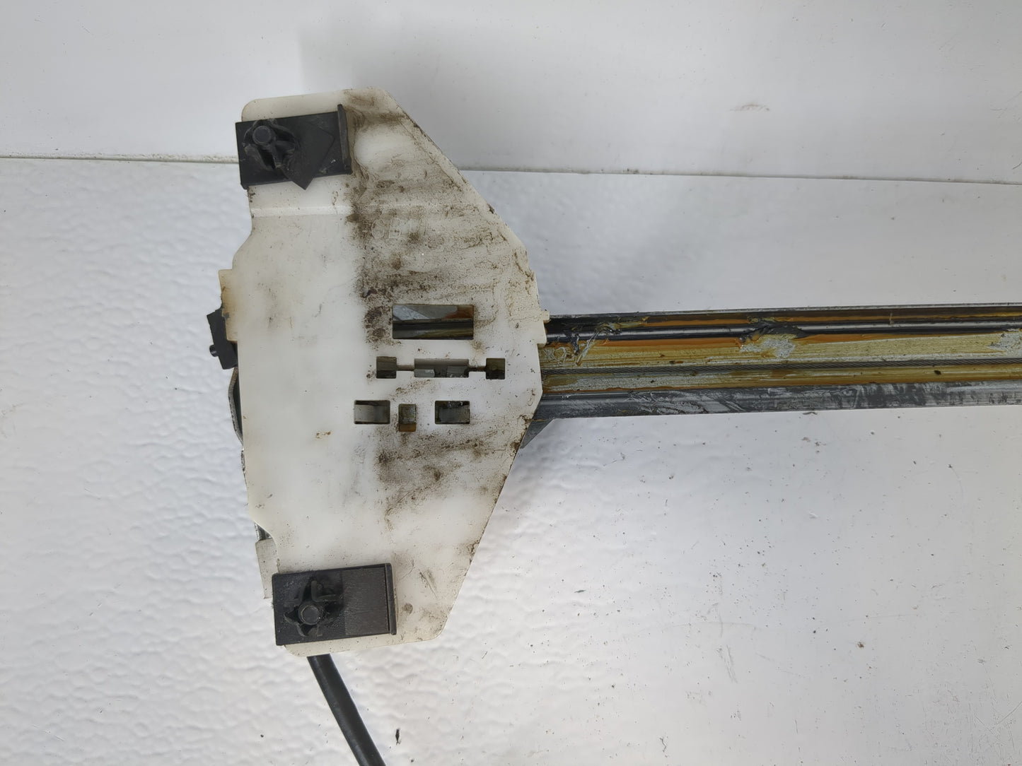 Ford Ford E250 Van Driver Left Front Window Regulator - Oemusedautoparts1.com