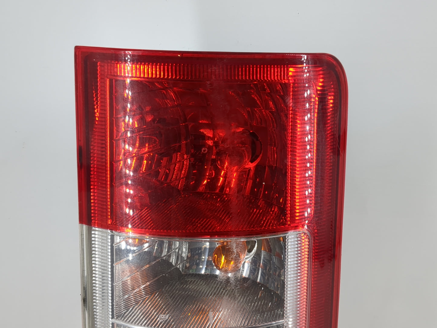 2013 Ford Ford E250 Van Tail Light Assembly Passenger Right OEM P/N:131007561 9T16 13404 BC Fits OEM Used Auto Parts - Oemus
