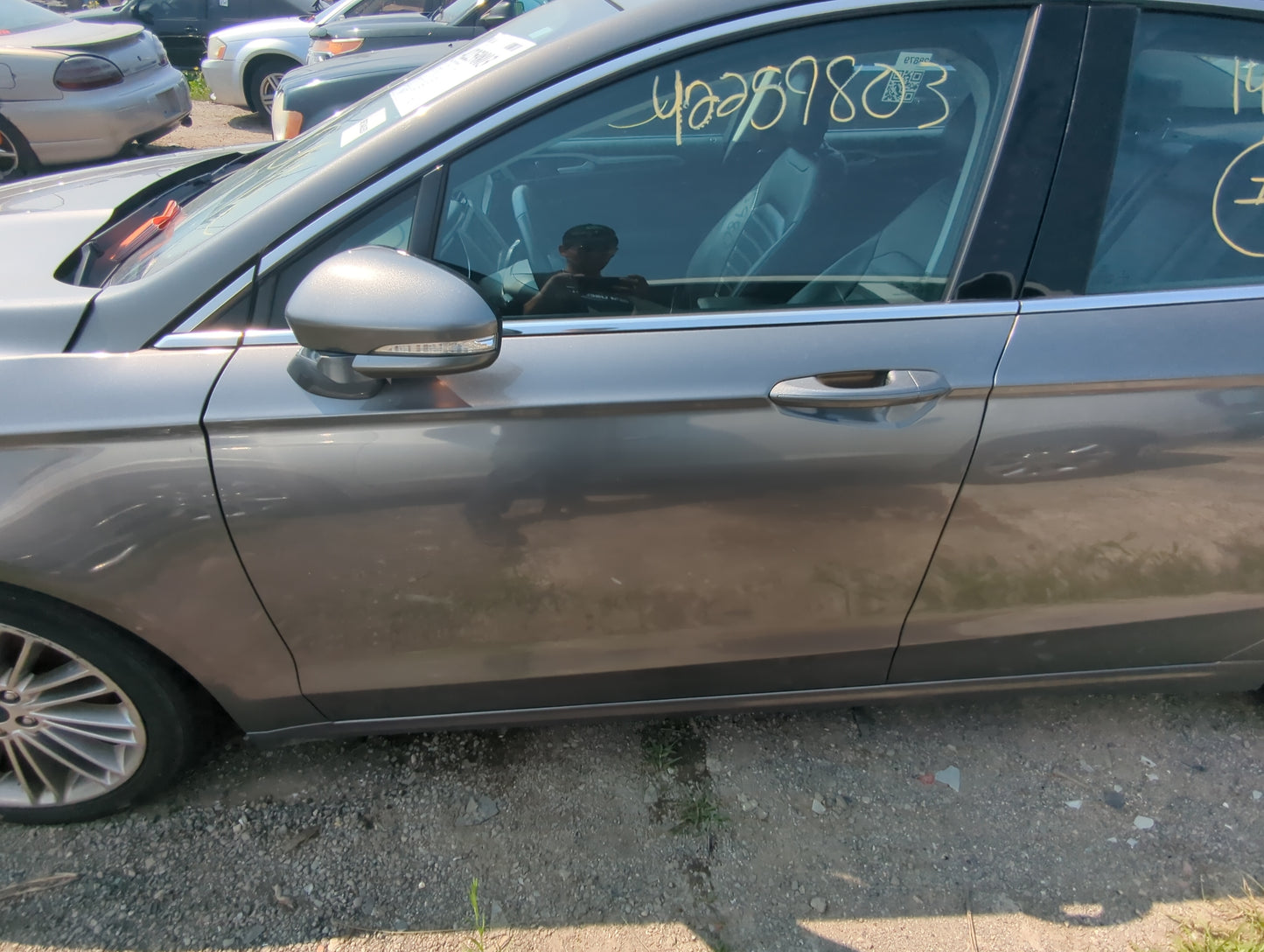2013-2020 Ford Fusion Driver Front Door Oem - Oemusedautoparts1.com
