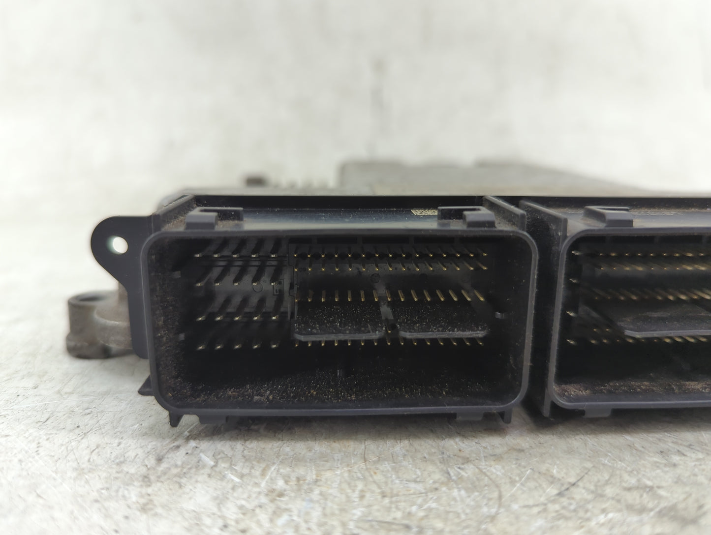 2013 Ford Fusion PCM Engine Control Computer ECU ECM PCU OEM P/N:DS7A-12A650-ANH DG1A-12B684-AB Fits OEM Used Auto Parts - O
