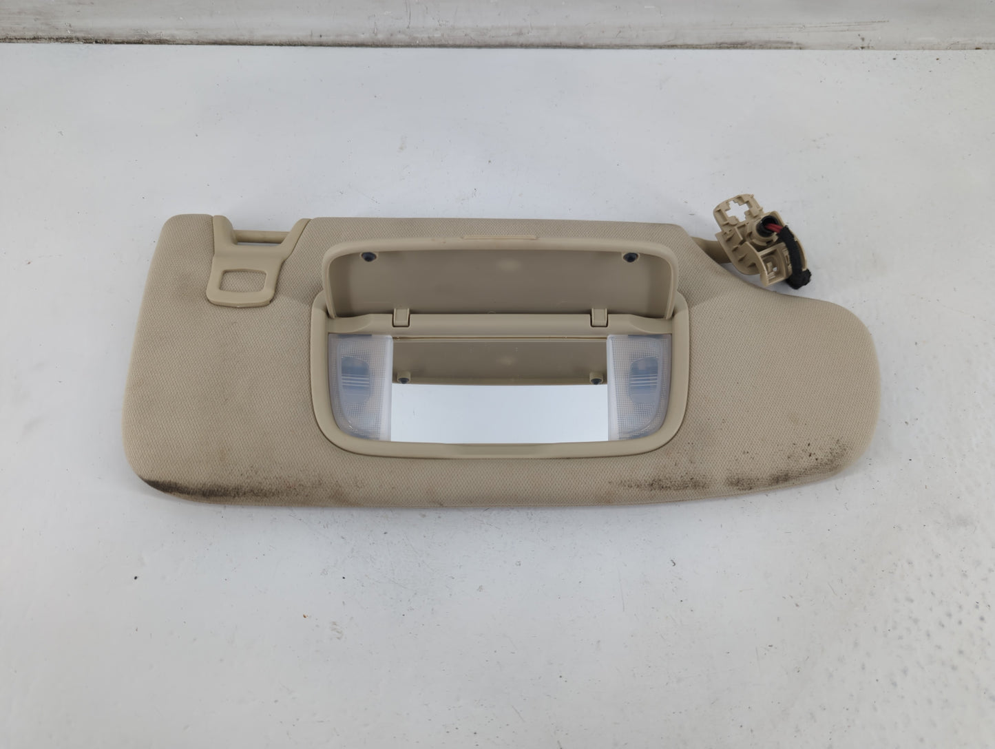 2013 Ford Fusion Sun Visor Shade Replacement Passenger Right Mirror Fits OEM Used Auto Parts - Oemusedautoparts1.com