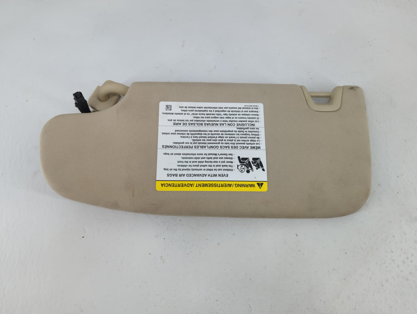 2013 Ford Fusion Sun Visor Shade Replacement Passenger Right Mirror Fits OEM Used Auto Parts - Oemusedautoparts1.com