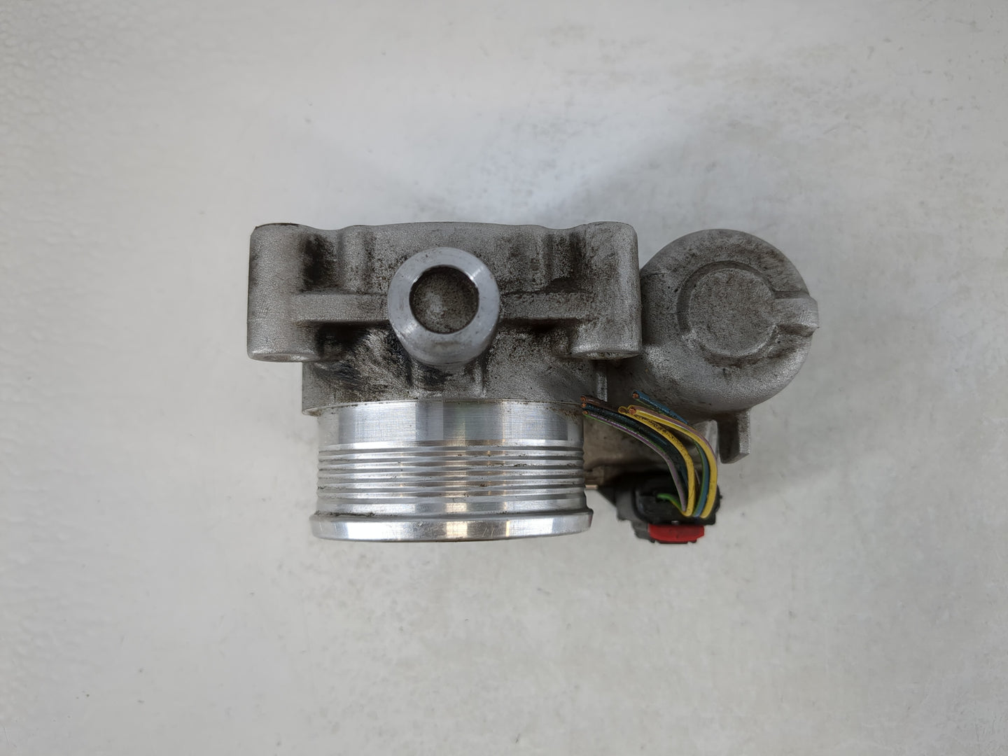 2013 Ford Fusion Throttle Body P/N:CM5E 9F991-AD Fits Fits 2012 2014 2015 2016 2017 OEM Used Auto Parts - Oemusedautoparts1.