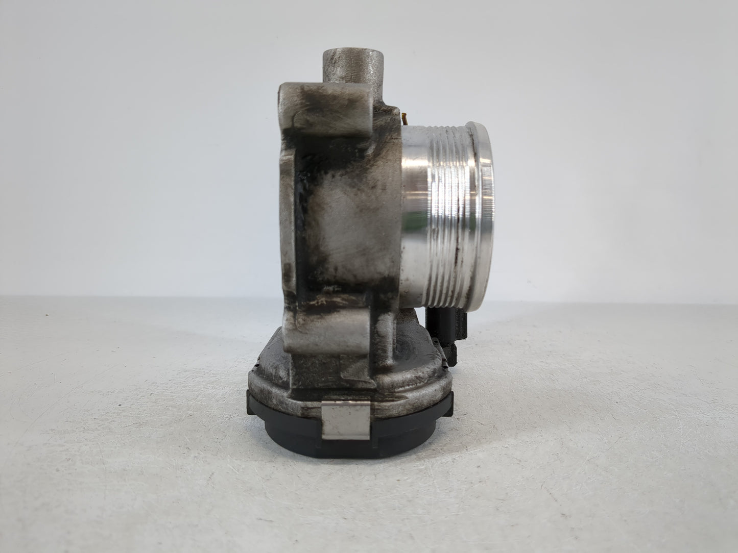 2013 Ford Fusion Throttle Body P/N:CM5E 9F991-AD Fits Fits 2012 2014 2015 2016 2017 OEM Used Auto Parts - Oemusedautoparts1.