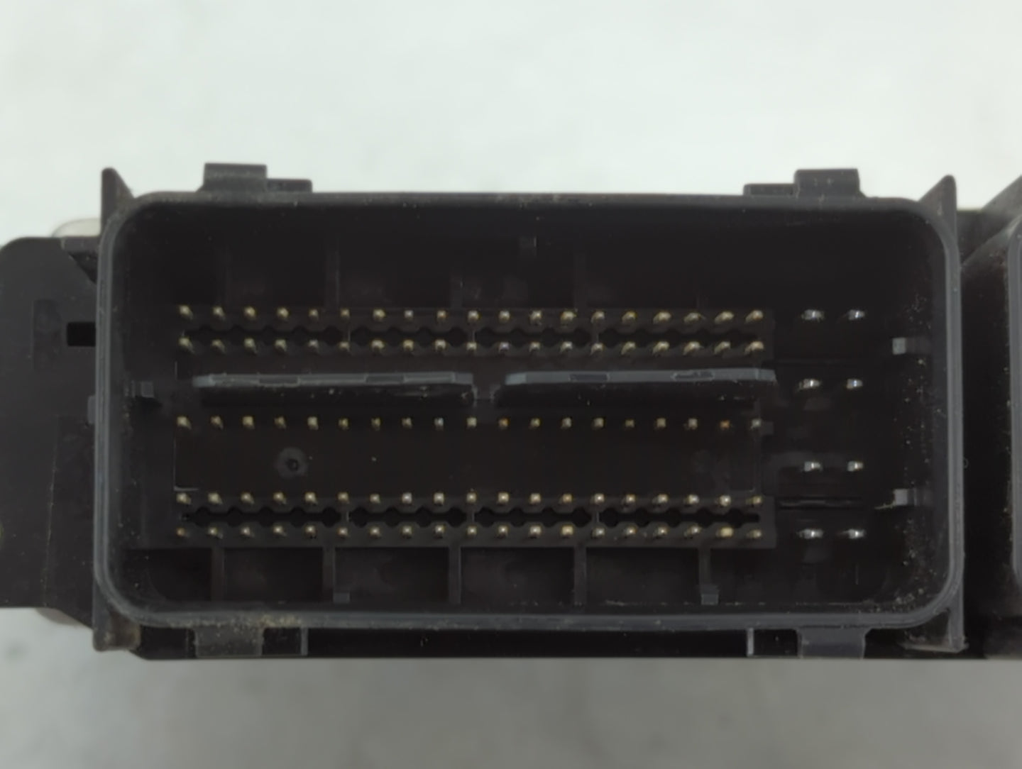 2013 Ford Fusion PCM Engine Control Computer ECU ECM PCU OEM Fits OEM Used Auto Parts - Oemusedautoparts1.com