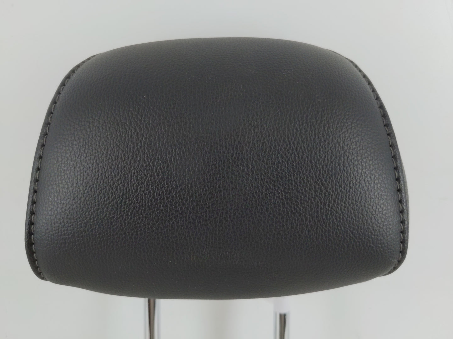 2013-2015 Ford Fusion Headrest Head Rest Rear Seat Fits Fits 2013 2014 2015 OEM Used Auto Parts - Oemusedautoparts1.com