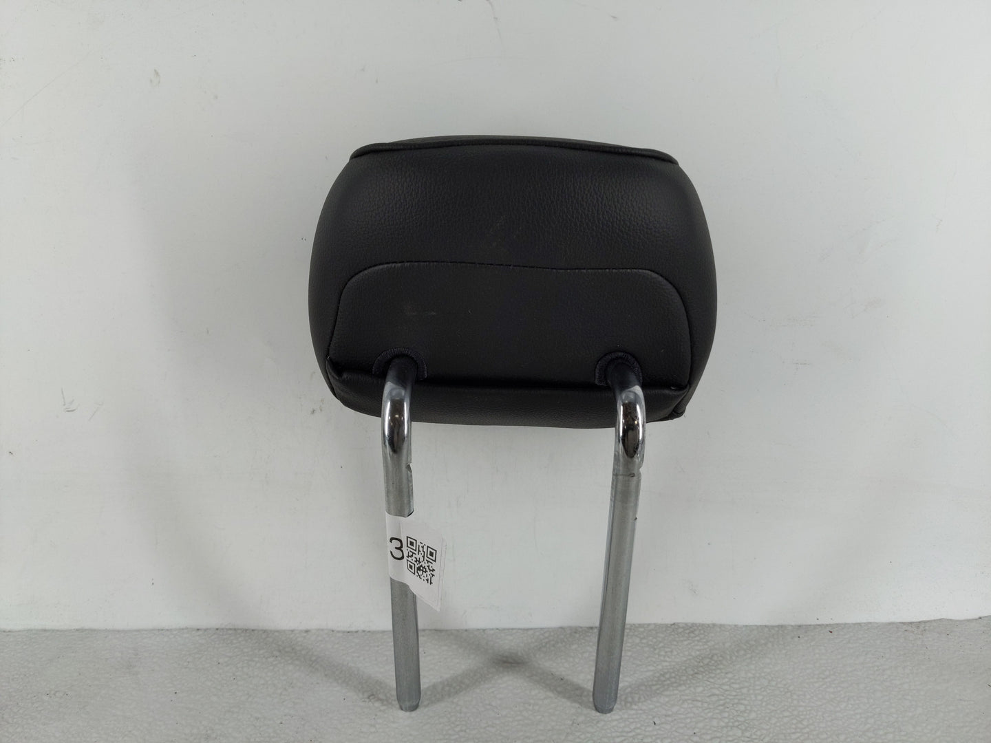 2013-2015 Ford Fusion Headrest Head Rest Rear Seat Fits Fits 2013 2014 2015 OEM Used Auto Parts - Oemusedautoparts1.com
