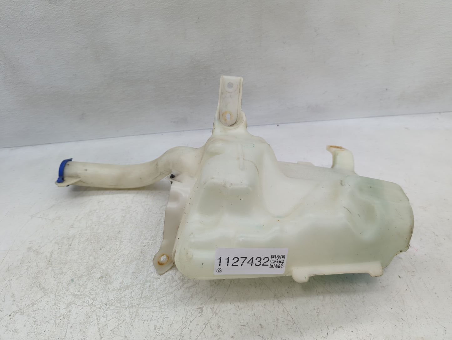 2013-2014 Ford Fusion Windshield Washer Fluid Reservoir Bottle Oem - Oemusedautoparts1.com
