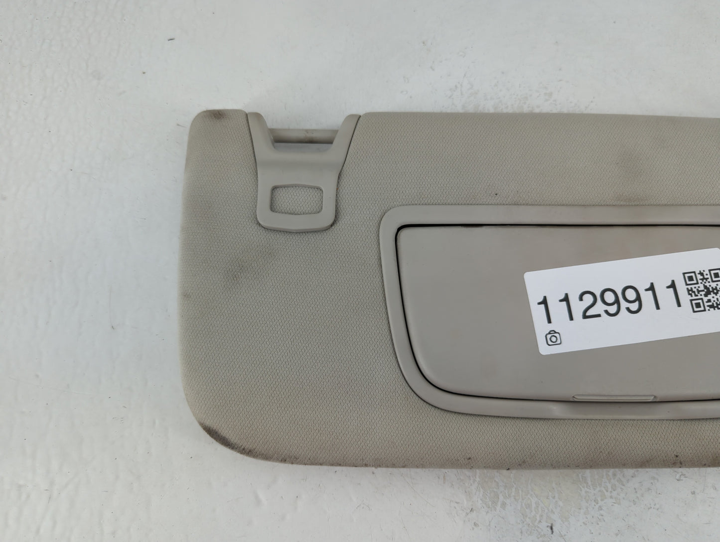 2013-2014 Ford Fusion Sun Visor Shade Replacement Passenger Right Mirror Fits Fits 2013 2014 OEM Used Auto Parts - Oemusedau