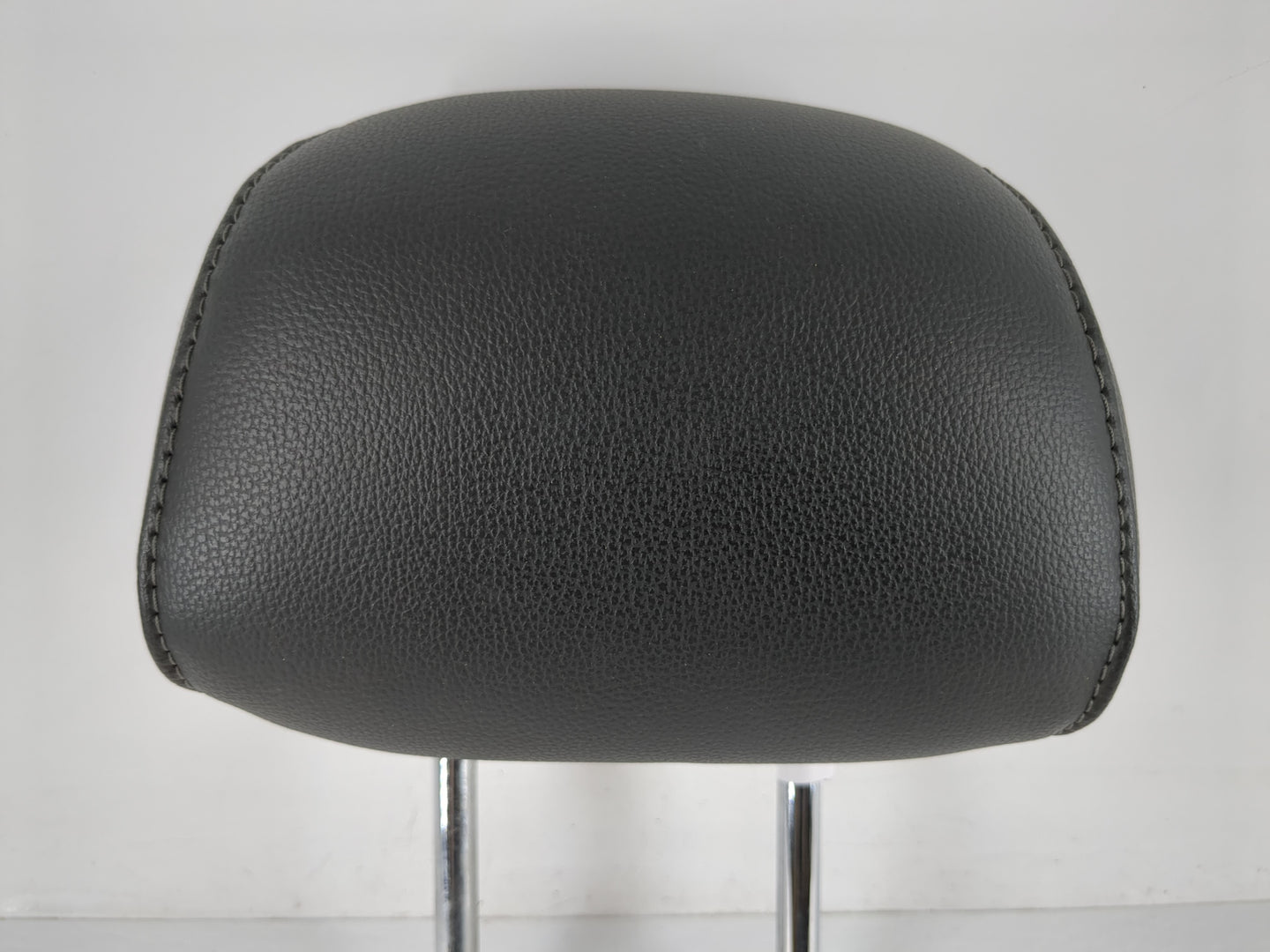2013-2015 Ford Fusion Headrest Head Rest Rear Seat Fits Fits 2013 2014 2015 OEM Used Auto Parts - Oemusedautoparts1.com