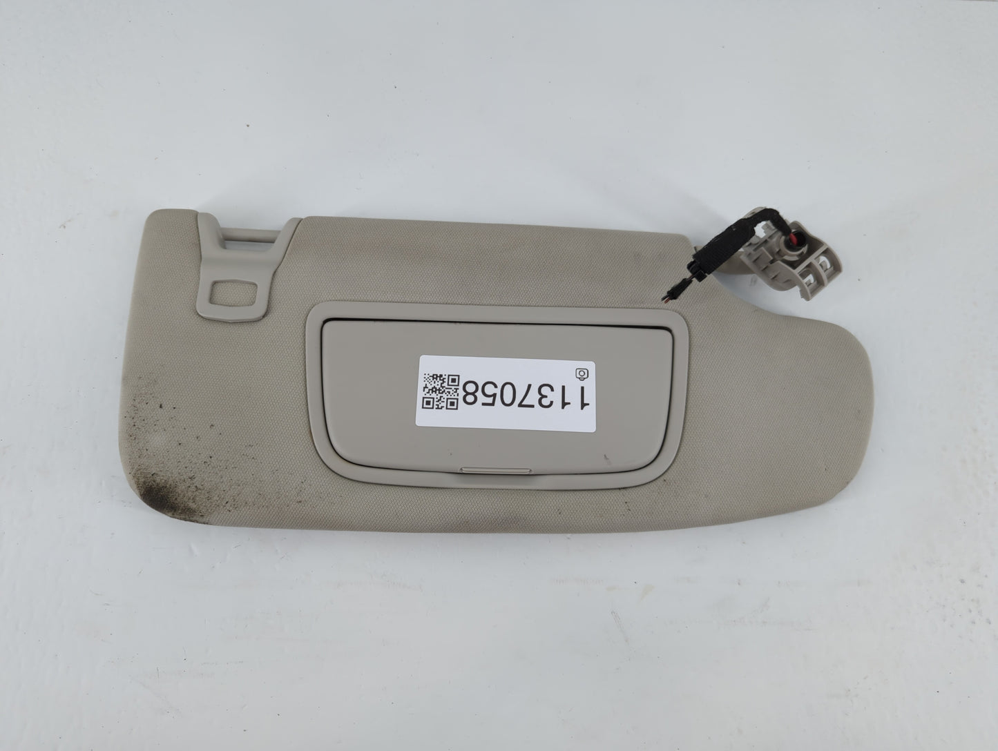 2013-2014 Ford Fusion Sun Visor Shade Replacement Passenger Right Mirror Fits Fits 2013 2014 OEM Used Auto Parts - Oemusedau