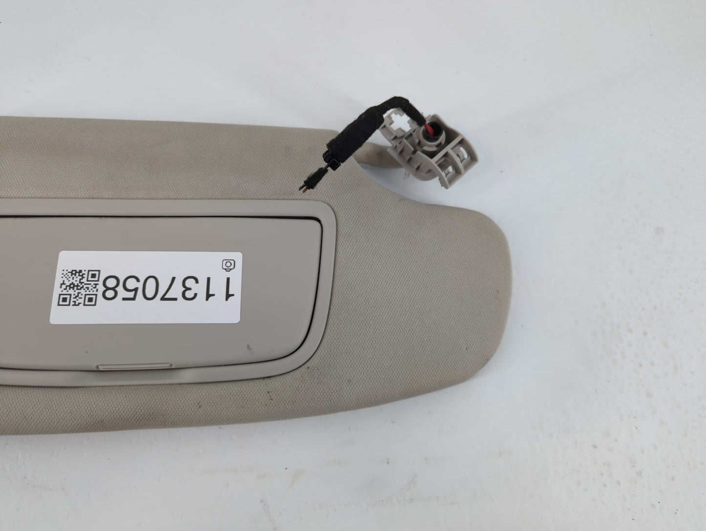 2013-2014 Ford Fusion Sun Visor Shade Replacement Passenger Right Mirror Fits Fits 2013 2014 OEM Used Auto Parts - Oemusedau