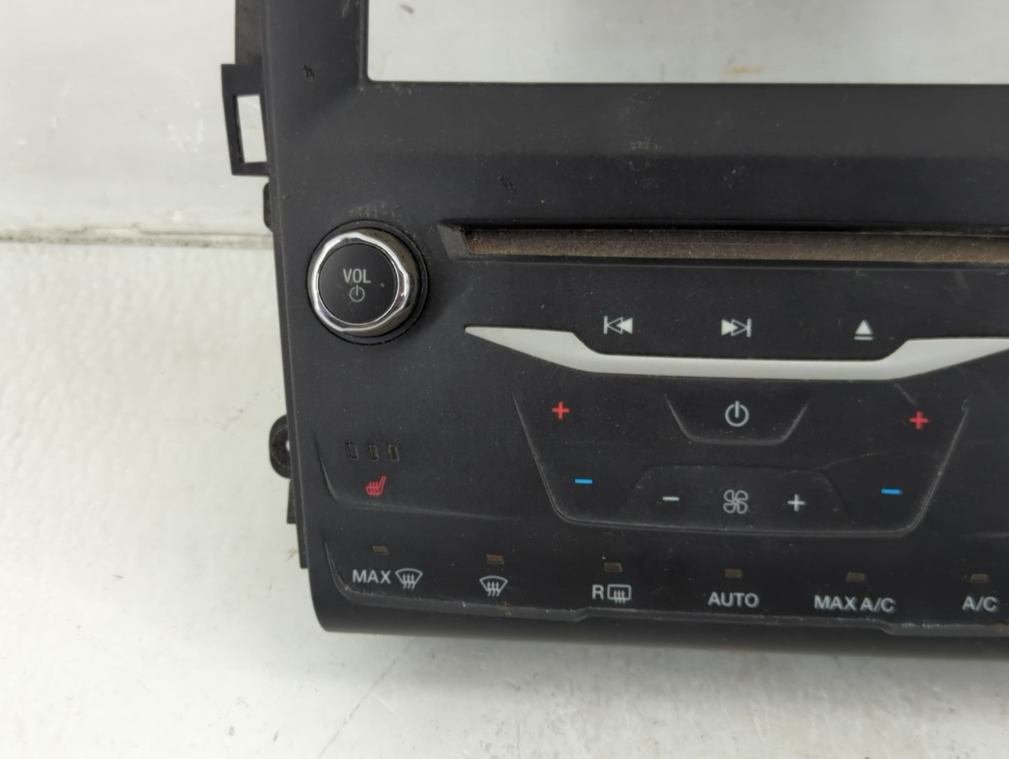 2013 Ford Fusion Radio AM FM Cd Player Receiver Replacement P/N:DS7T-18E245-SK DS7T-18E245-MR, DS7T-18E245-ML Fits OEM Used 