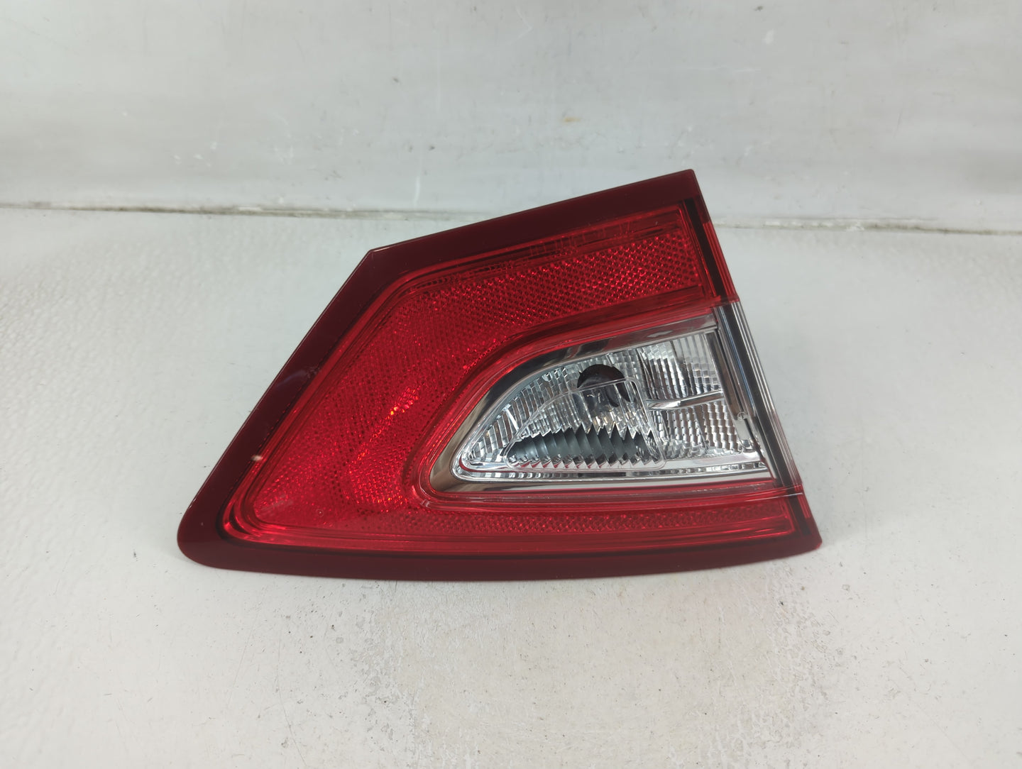 2013-2016 Ford Fusion Tail Light Assembly Driver Left OEM P/N:DS73-13A603-AD Fits Fits 2013 2014 2015 2016 OEM Used Auto Par