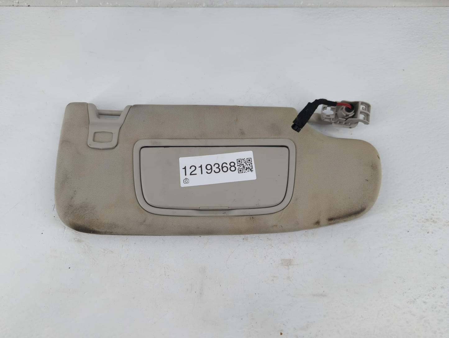 2013-2014 Ford Fusion Sun Visor Shade Replacement Passenger Right Mirror Fits Fits 2013 2014 OEM Used Auto Parts - Oemusedau