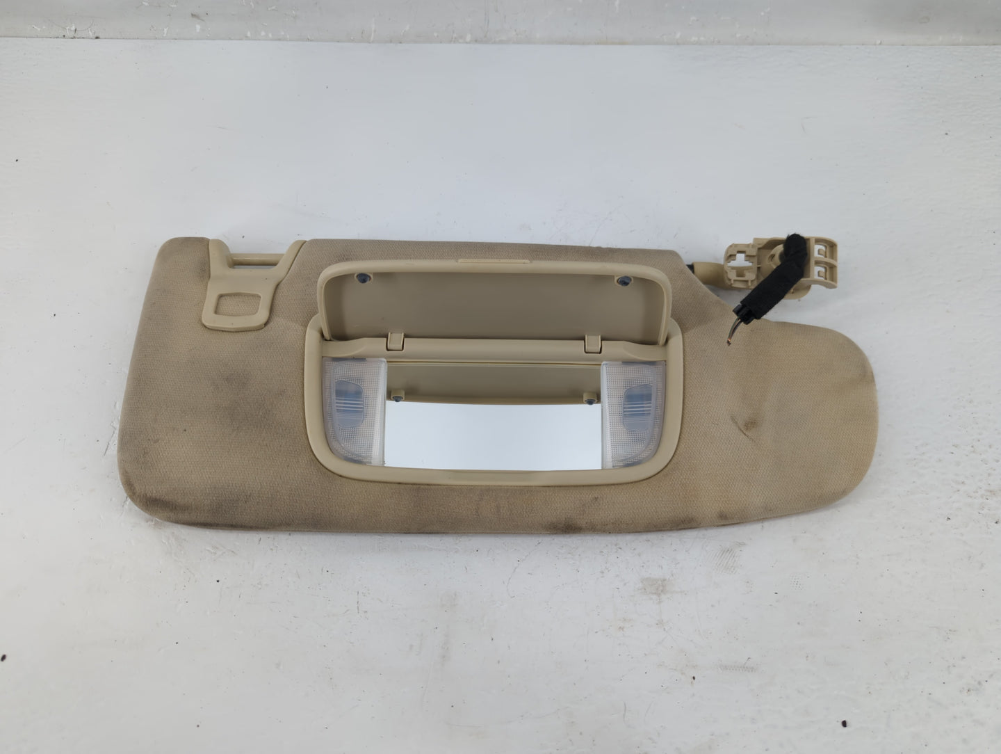 2013-2014 Ford Fusion Sun Visor Shade Replacement Passenger Right Mirror Fits Fits 2013 2014 OEM Used Auto Parts - Oemusedau