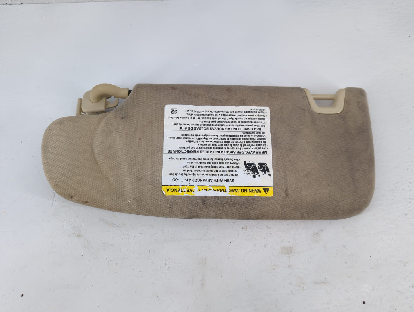2013-2014 Ford Fusion Sun Visor Shade Replacement Passenger Right Mirror Fits Fits 2013 2014 OEM Used Auto Parts - Oemusedau