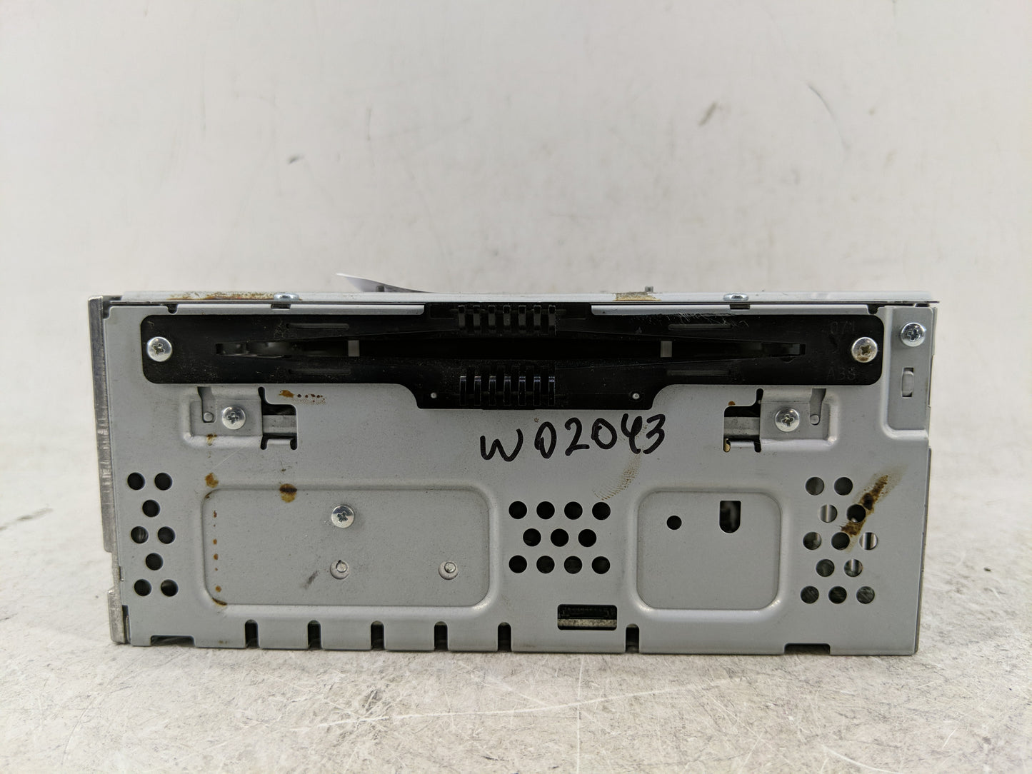 2013-2015 Ford Fusion Radio AM FM Cd Player Receiver Replacement P/N:DS7T-19C107-BH Fits Fits 2013 2014 2015 OEM Used Auto P