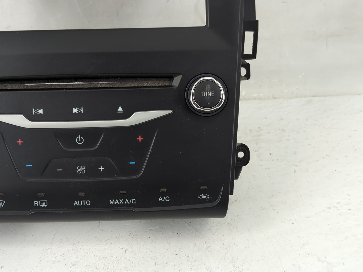 2013 Ford Fusion Radio AM FM Cd Player Receiver Replacement P/N:DS7T-18E245-MP Fits OEM Used Auto Parts - Oemusedautoparts1.