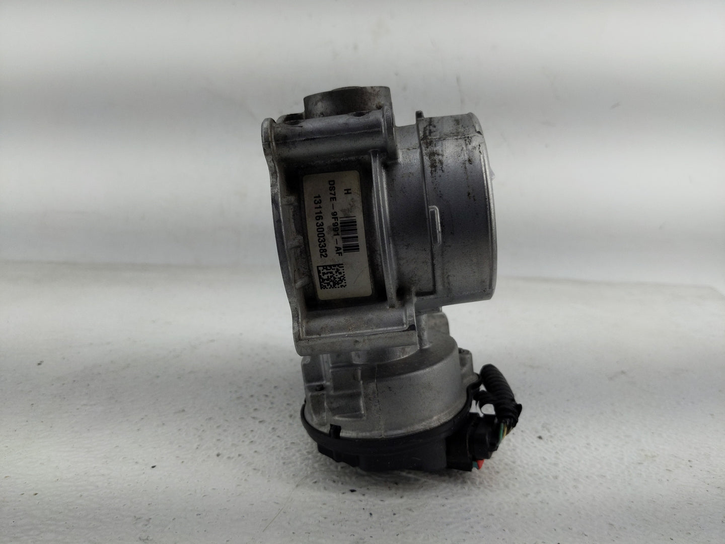 2013-2020 Ford Fusion Throttle Body P/N:DS7E-9F991-AF Fits Fits 2013 2014 2015 2016 2017 2018 2019 2020 2021 2022 OEM Used A
