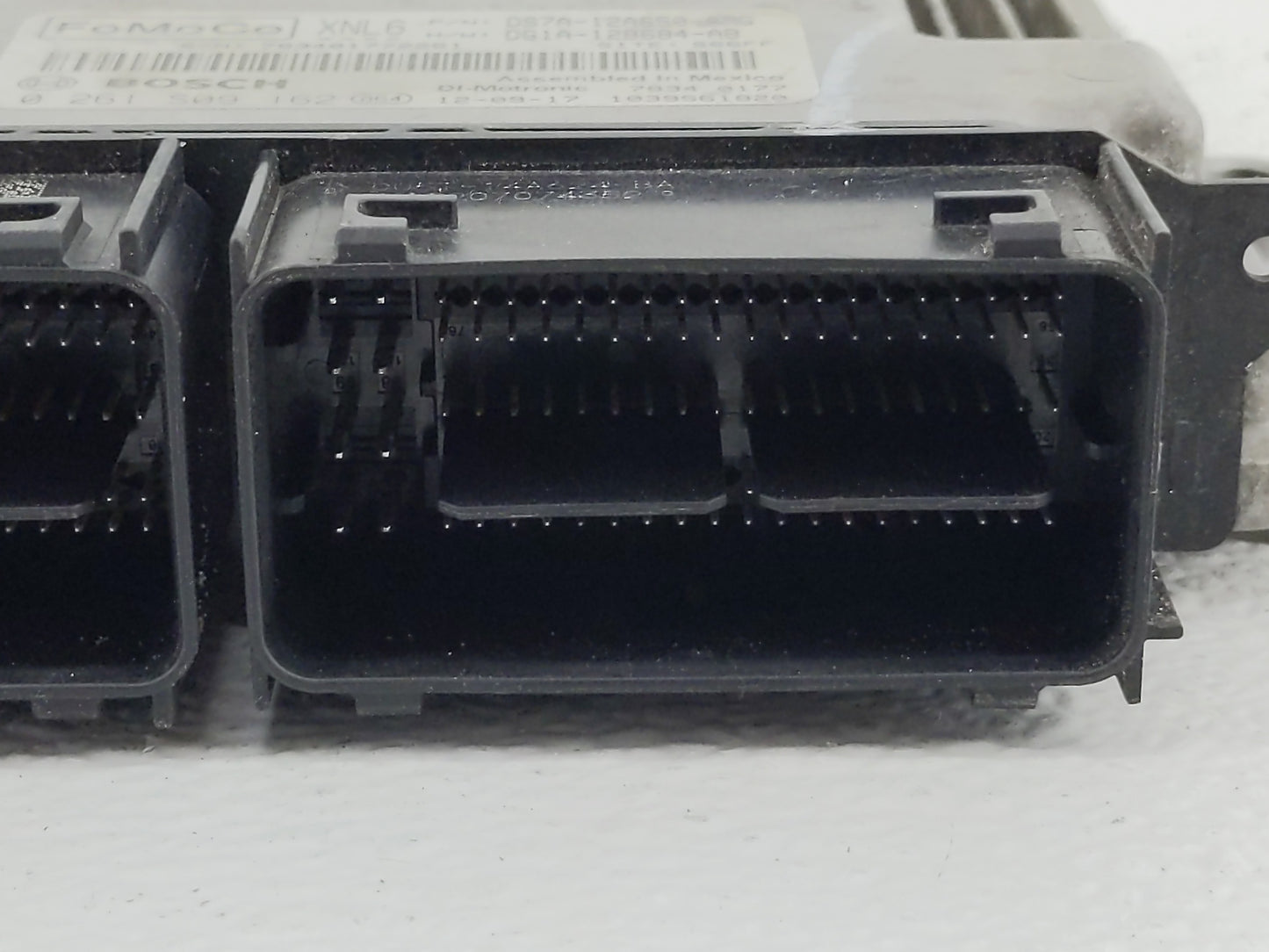 2013 Ford Fusion PCM Engine Control Computer ECU ECM PCU OEM P/N:0 261 S09 162 DG1A-12B684-AB, DS7A-12A650-ANH Fits OEM Used