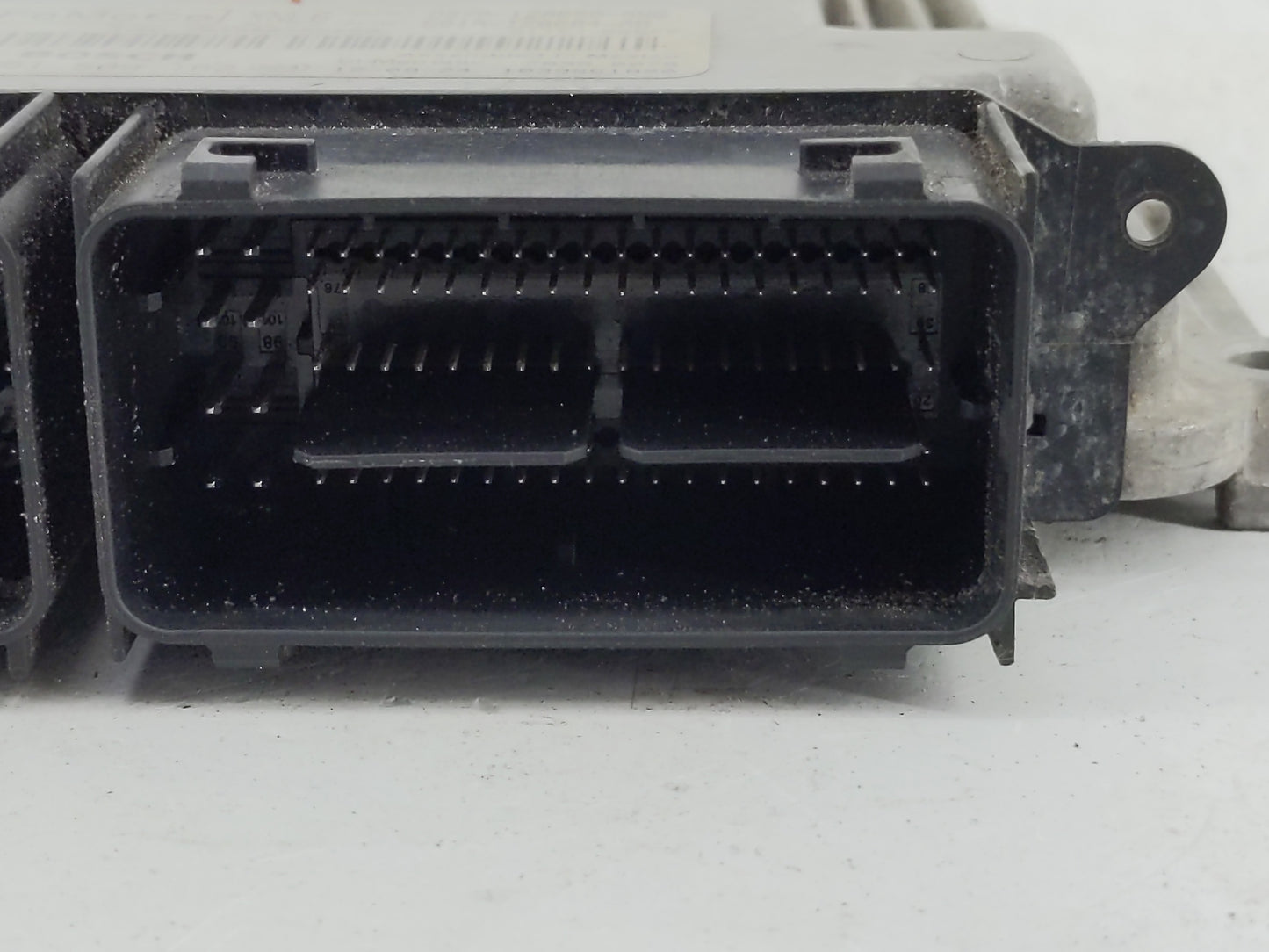 2013 Ford Fusion PCM Engine Control Computer ECU ECM PCU OEM P/N:0 261 S09 580 DS7A-12A650-ANJ Fits OEM Used Auto Parts - Oe