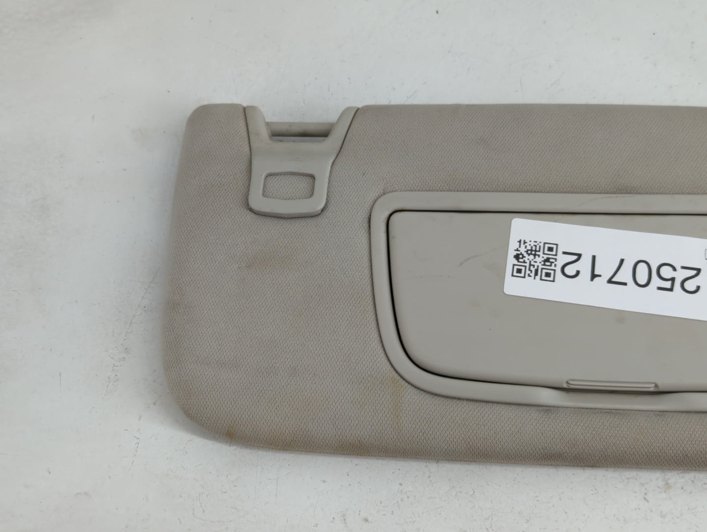 2013-2014 Ford Fusion Sun Visor Shade Replacement Passenger Right Mirror Fits Fits 2013 2014 OEM Used Auto Parts - Oemusedau