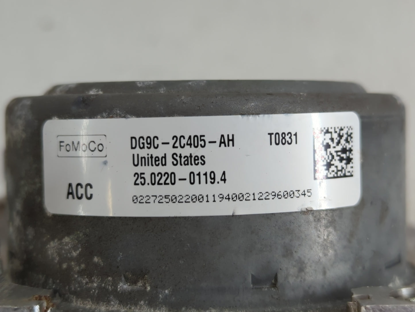 2013 Ford Fusion ABS Pump Control Module Replacement P/N:DG9C-2C405-AH Fits OEM Used Auto Parts - Oemusedautoparts1.com