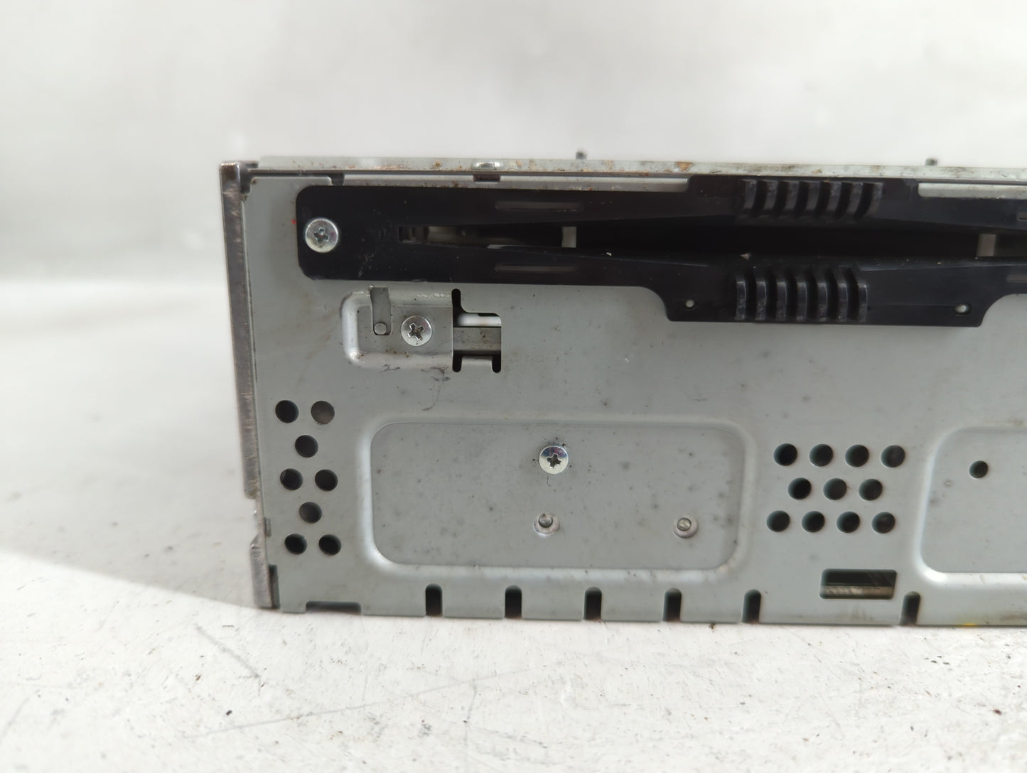 2013-2015 Ford Fusion Radio AM FM Cd Player Receiver Replacement P/N:DS7T-19C107-BJ Fits Fits 2013 2014 2015 OEM Used Auto P