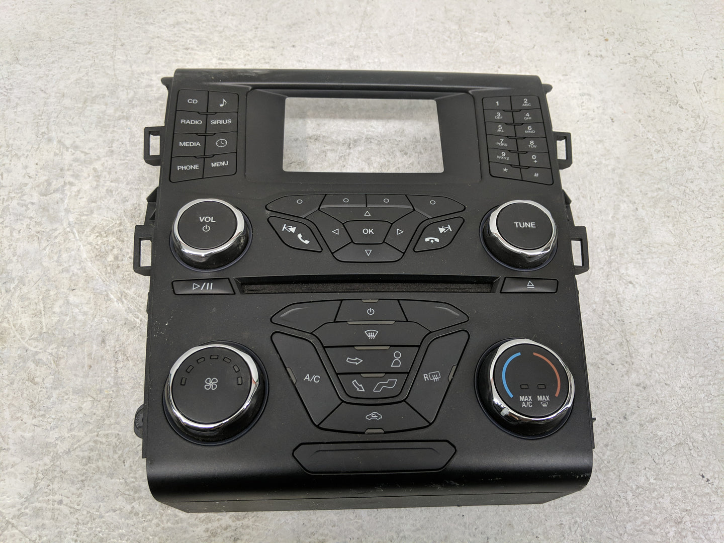 2013 Ford Fusion Radio AM FM Cd Player Receiver Replacement P/N:DS7T-18E243-EN Fits OEM Used Auto Parts - Oemusedautoparts1.