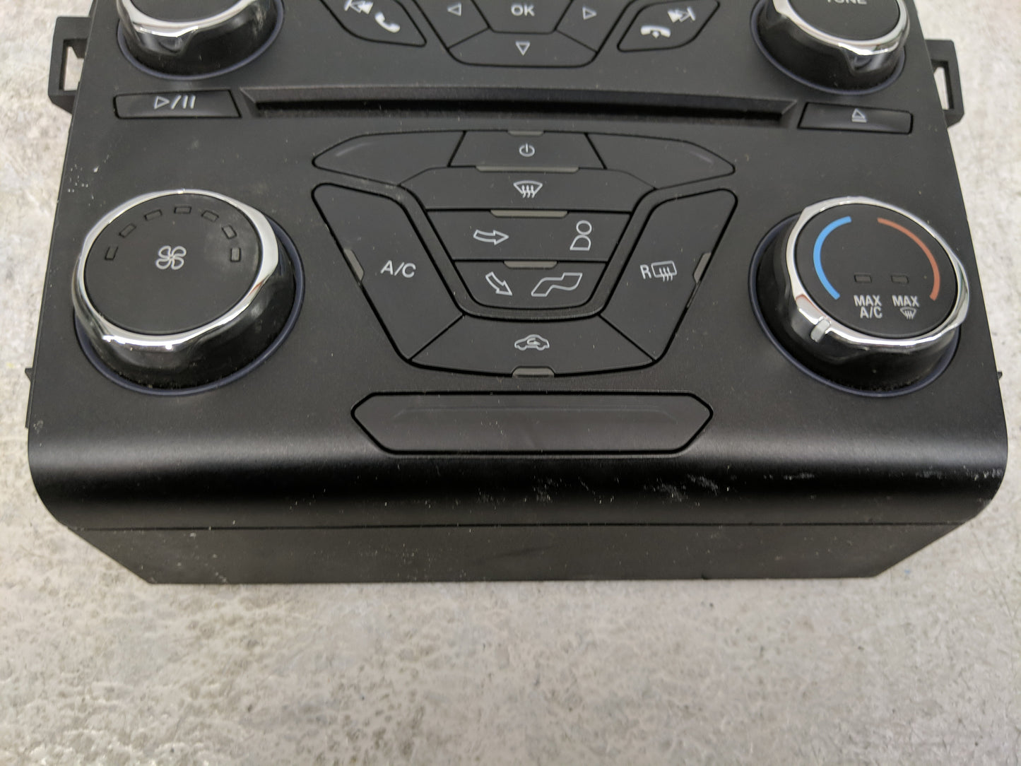 2013 Ford Fusion Radio AM FM Cd Player Receiver Replacement P/N:DS7T-18E243-EN Fits OEM Used Auto Parts - Oemusedautoparts1.