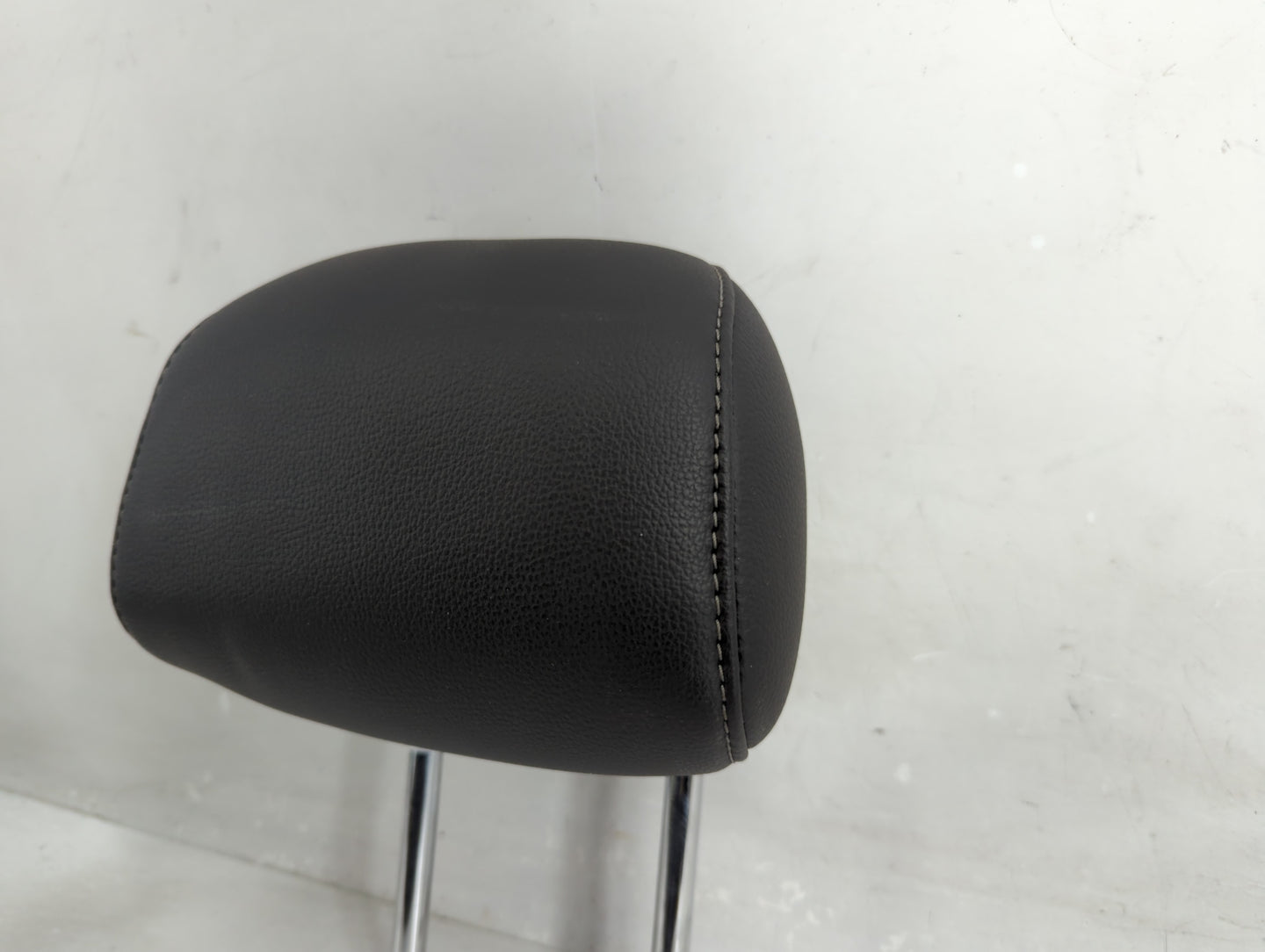 2013 Ford Fusion Headrest Head Rest Rear Seat Fits Fits 1999 2000 2001 2002 2003 OEM Used Auto Parts - Oemusedautoparts1.com