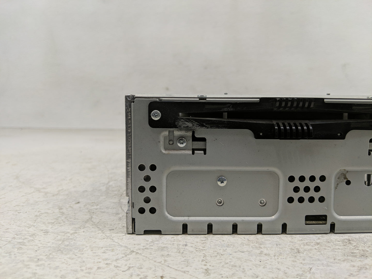 2013-2015 Ford Fusion Radio AM FM Cd Player Receiver Replacement P/N:DS7T-19C107-BJ Fits Fits 2013 2014 2015 OEM Used Auto P