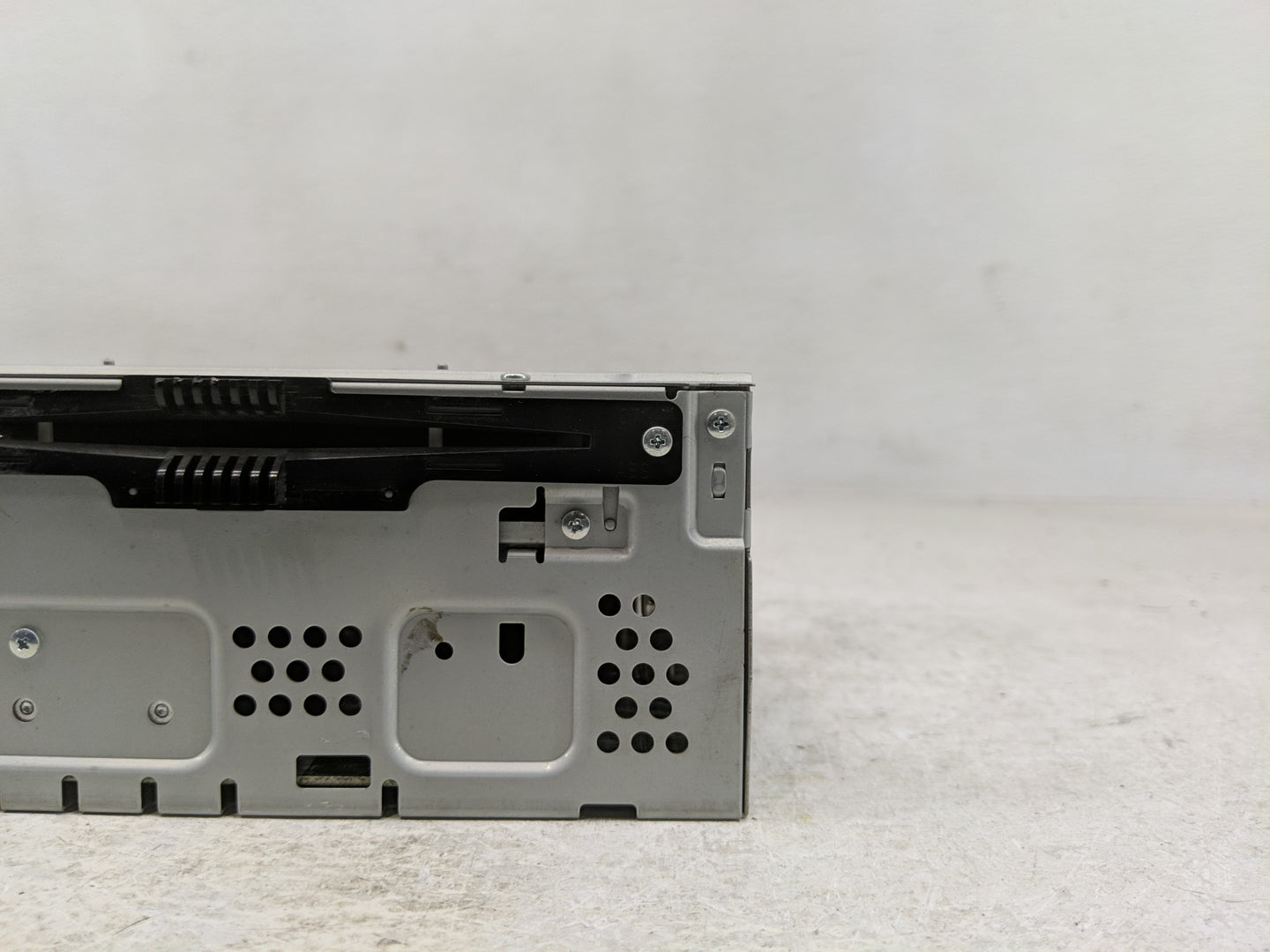 2013-2015 Ford Fusion Radio AM FM Cd Player Receiver Replacement P/N:DS7T-19C107-BJ Fits Fits 2013 2014 2015 OEM Used Auto P