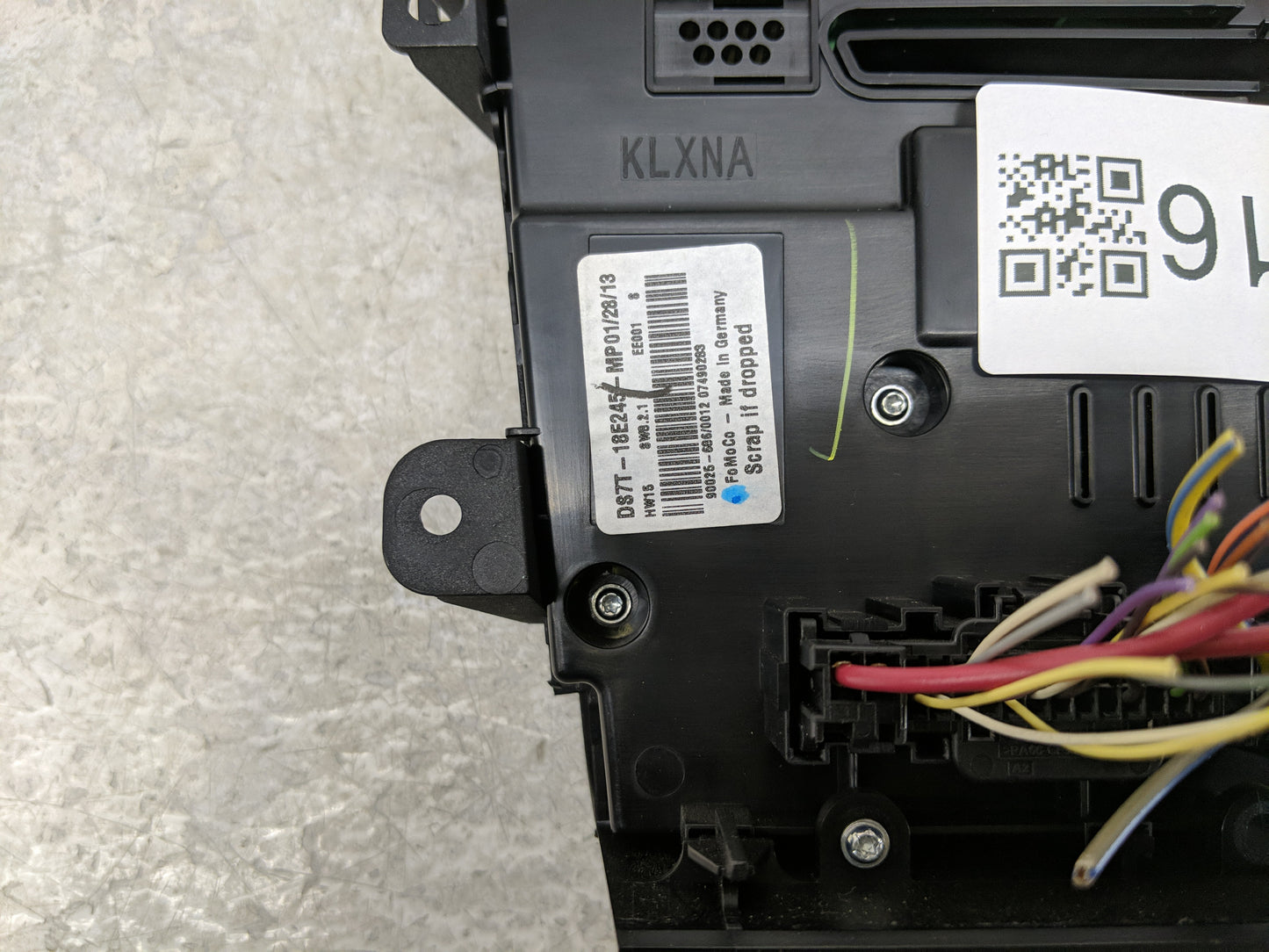 2013-2014 Ford Fusion Radio Control Panel - Oemusedautoparts1.com