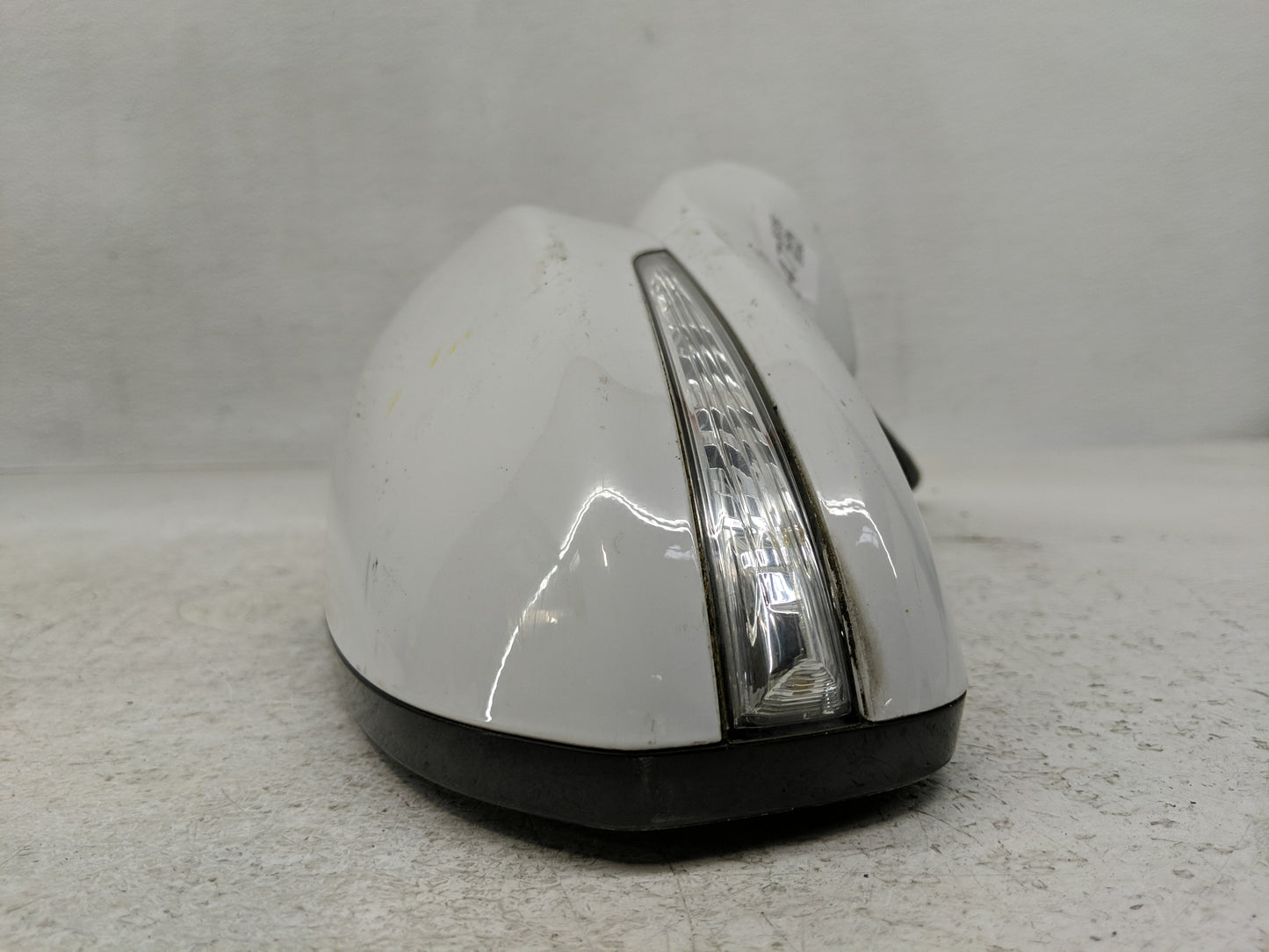 2013-2014 Ford Fusion Passenger Side View Mirror - Right Door Mirror OEM Used - Oemusedautoparts1.com