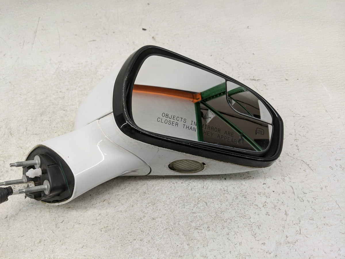 2013-2014 Ford Fusion Passenger Side View Mirror - Right Door Mirror OEM Used - Oemusedautoparts1.com